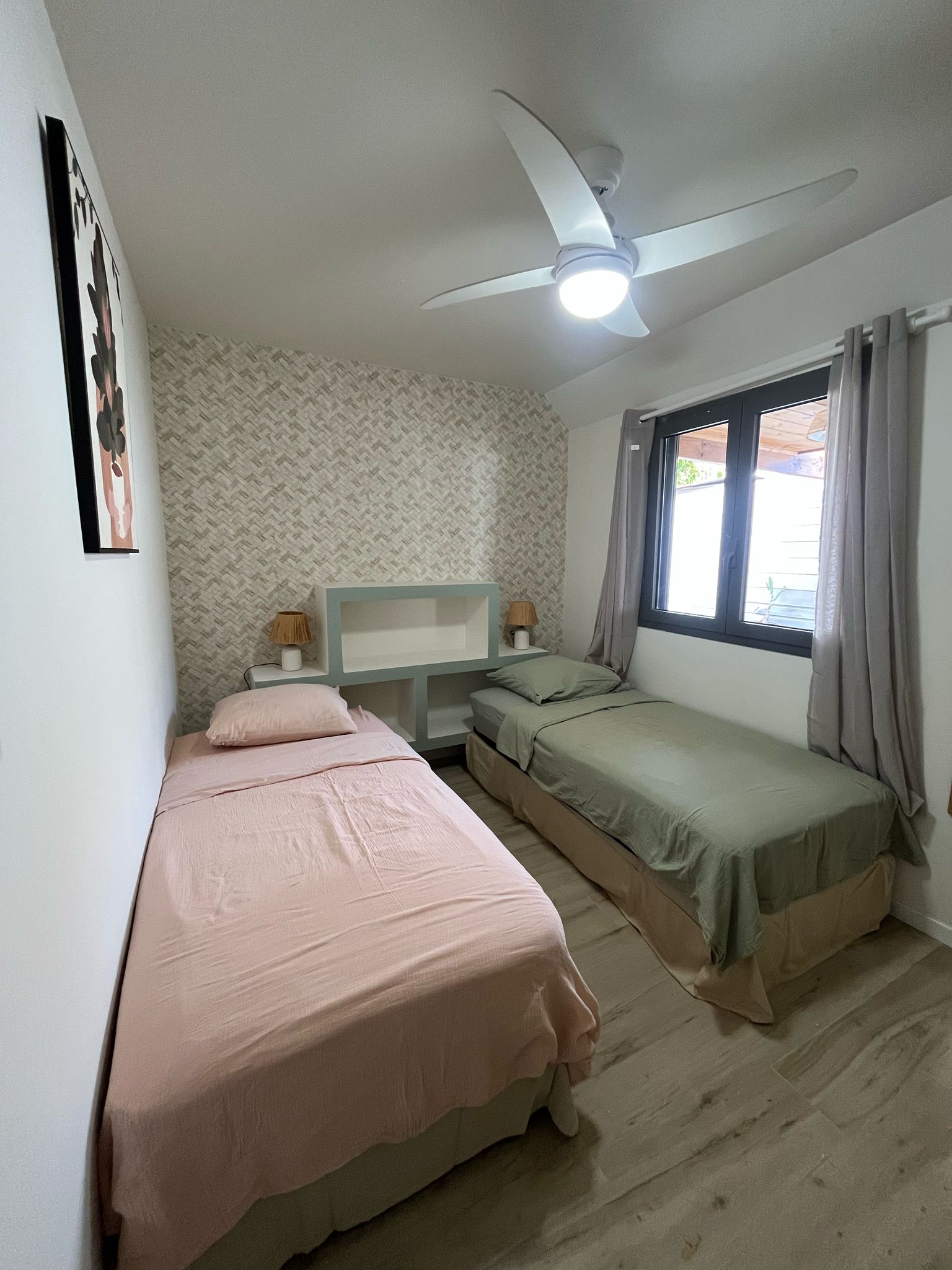 PHOTO-2025-06-10-20-43-22 2.jpg