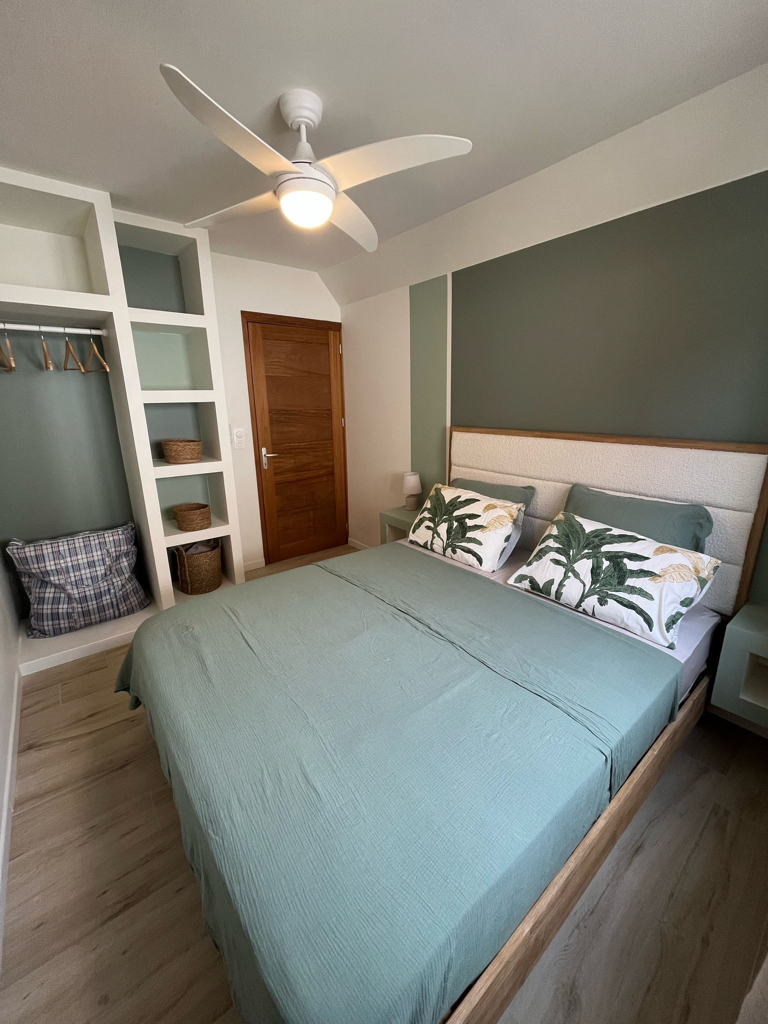 PHOTO-2025-06-10-20-43-23 4.jpg